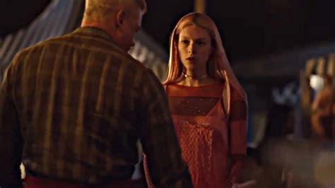 jule reddit|euphoria jules and nate's dad.